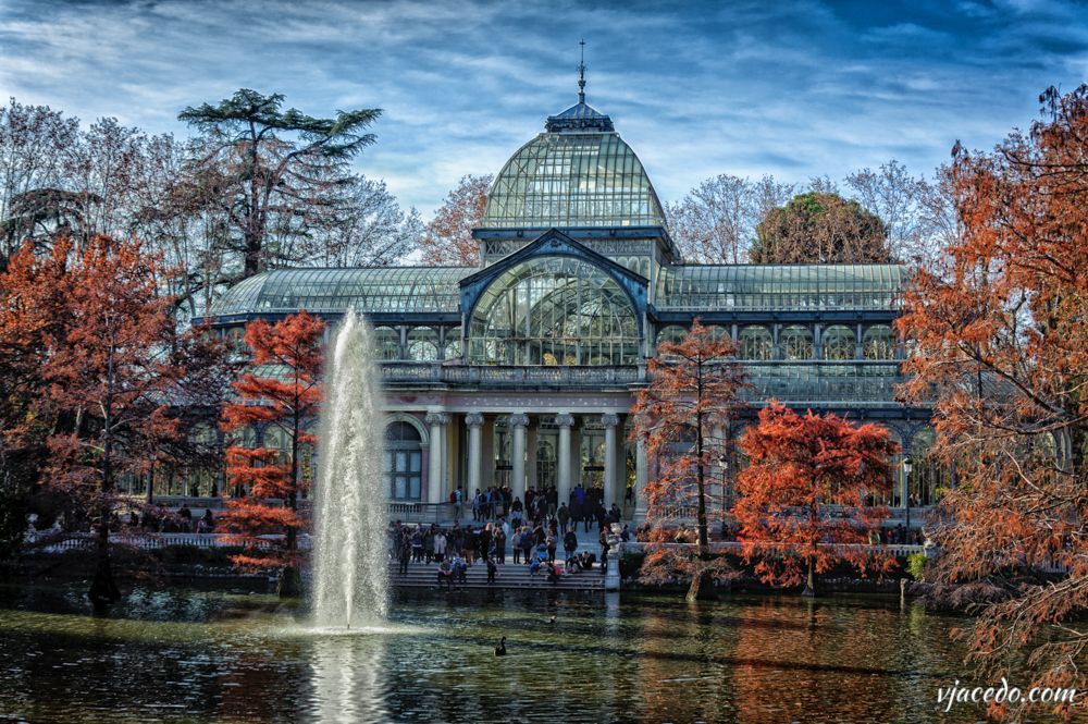 Palacio de Cristal en otoño